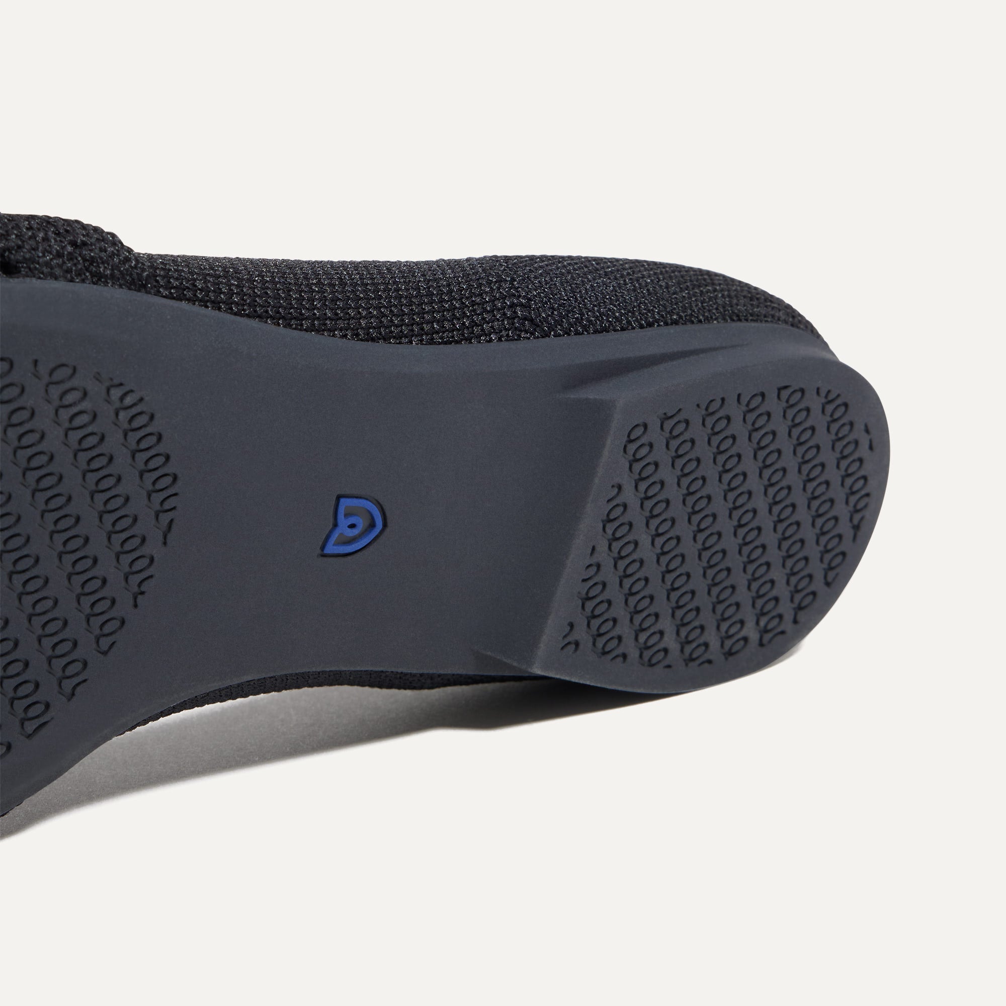 The Knot Point II - Black - Image 6